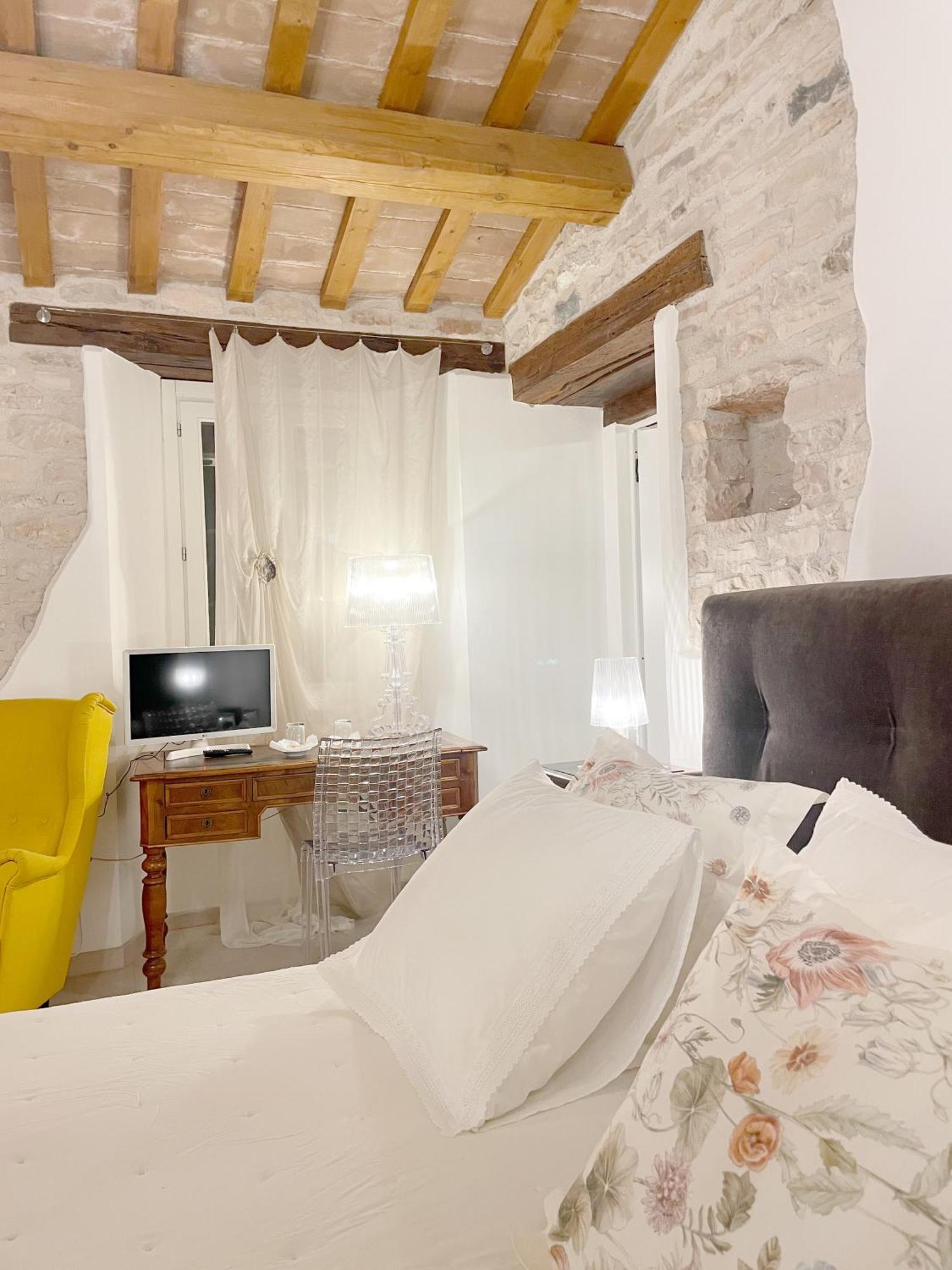 فيلا Agriturismo "Le Cannelle" Spa & Day Wellness فوسومبرون المظهر الخارجي الصورة